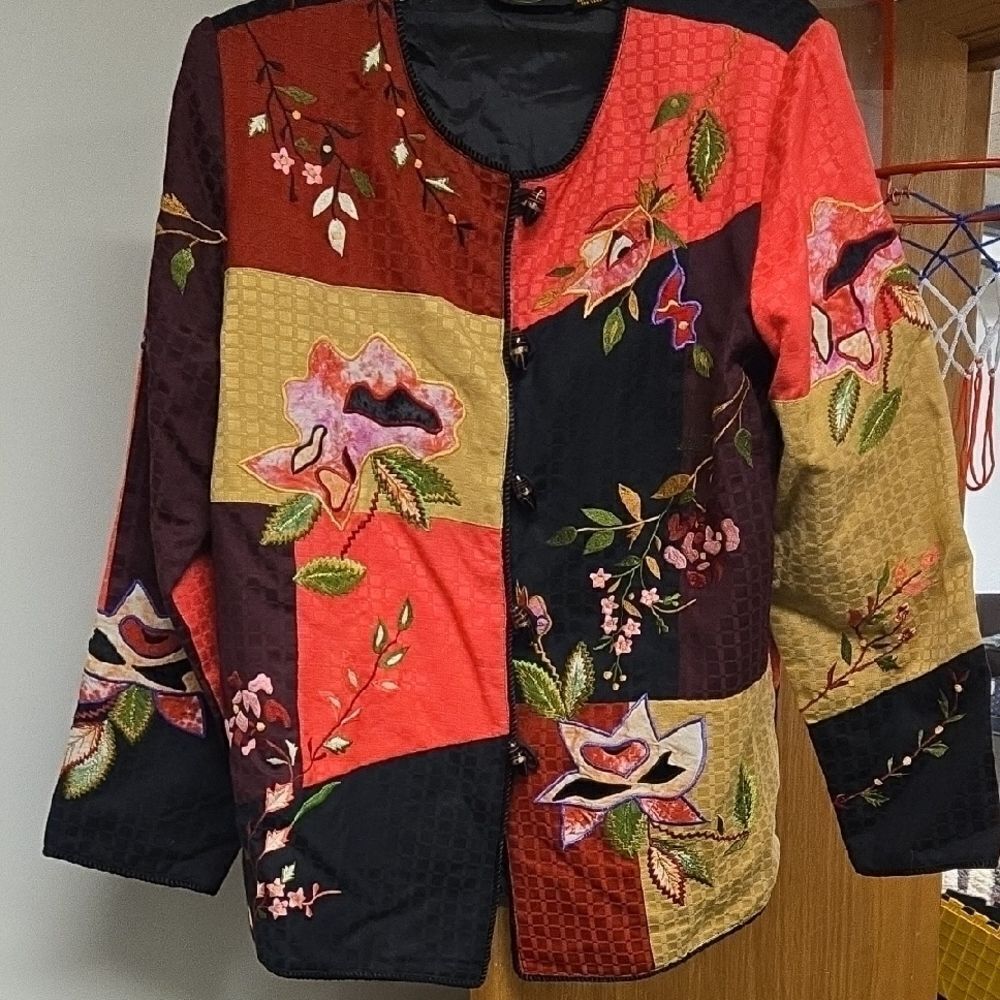 Vintage Allure Red and Black Blazer with Floral Embroidery